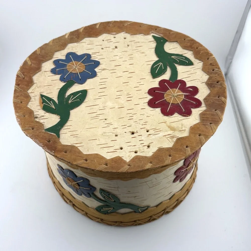 Vintage‎ Handcrafted Birch Bark Floral Applique Storage Box with Lid Rustic Folk